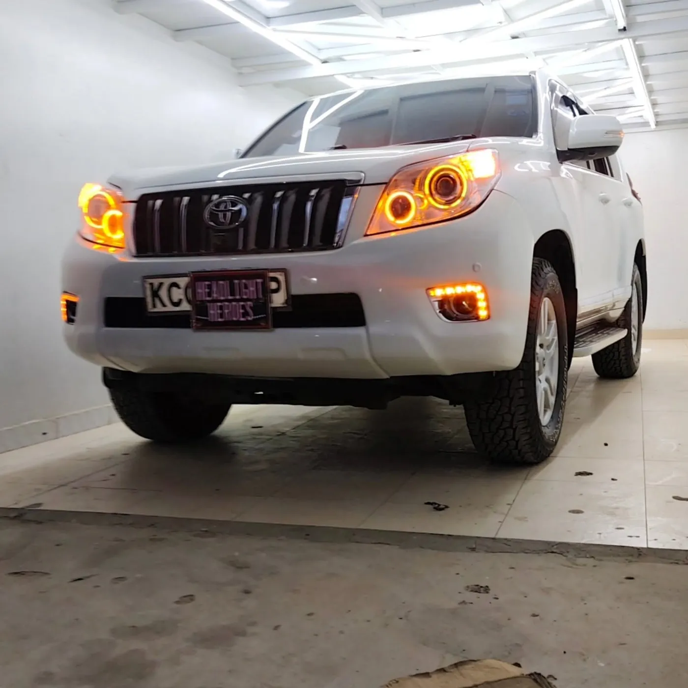 Toyota Prado with amber running lights